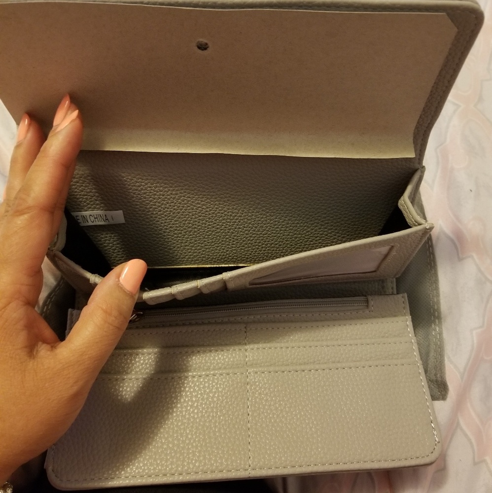 Wallet - Picture 6 of 7